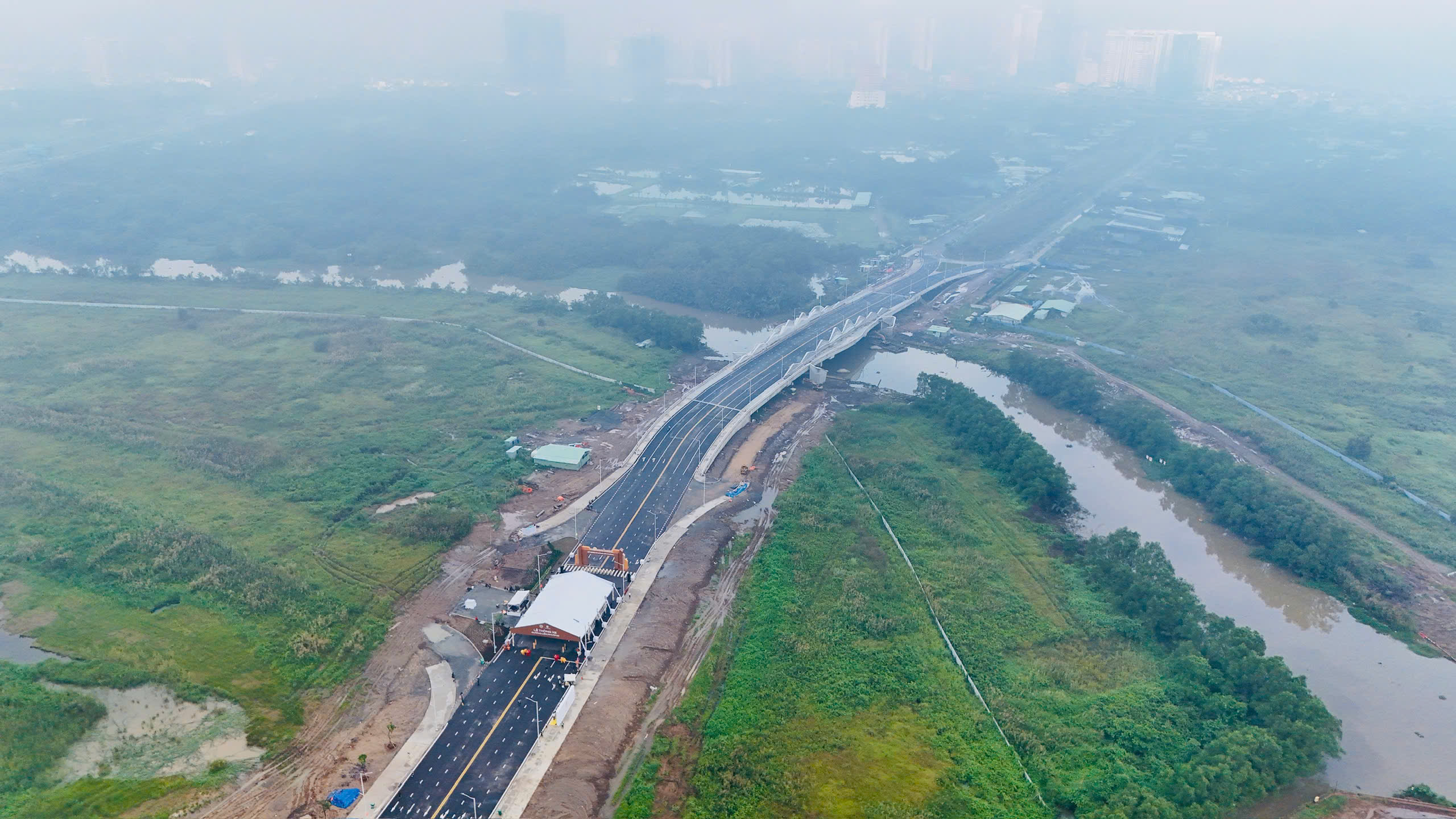 Hình ảnh sự kiện thông xe đường Liên Phường 08/11/2025 - ảnh 2