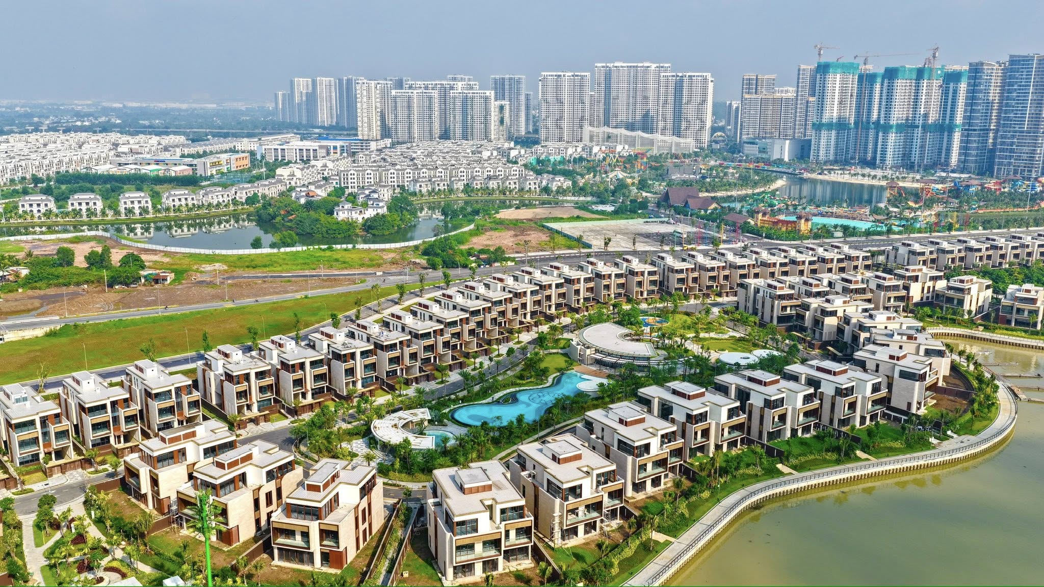 Tiến độ thi công thực tế tại đại đô thị Vinhomes Grand Park Quận 9 đã hoàn thiện