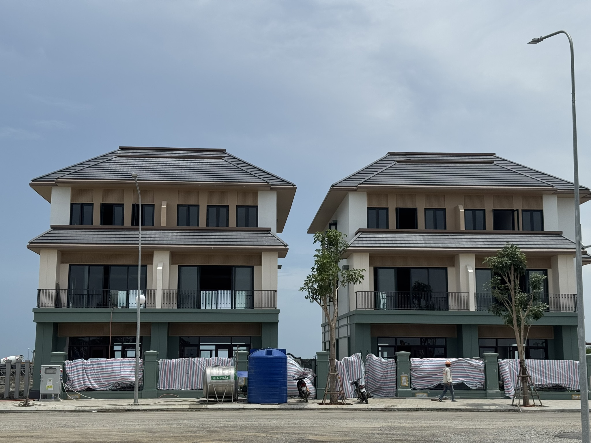 Mẫu kiến trúc mặt tiền nhà phố liền kề sang trọng tại Vinhomes Green Paradise