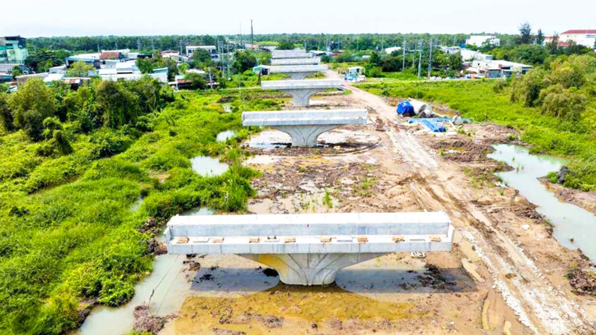 Vinhomes Hóc Môn – tiến độ thi công khu vực dự án nhìn từ góc rộng (ảnh 3)