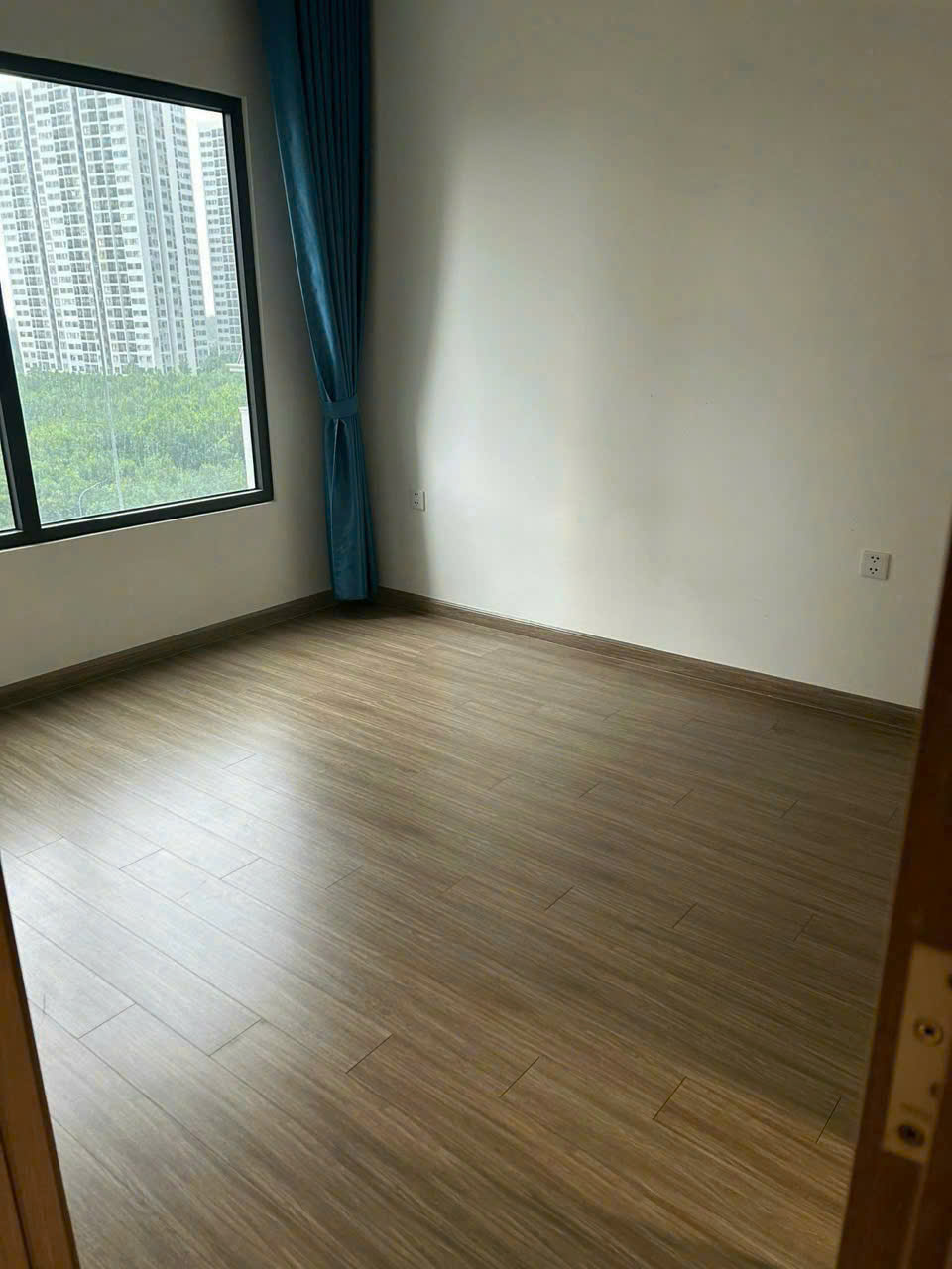 BÁN 2PN LỚN 59m² TẠI VINHOMES GRAND PARK - GIÁ CHỈ 2.76 TỶ