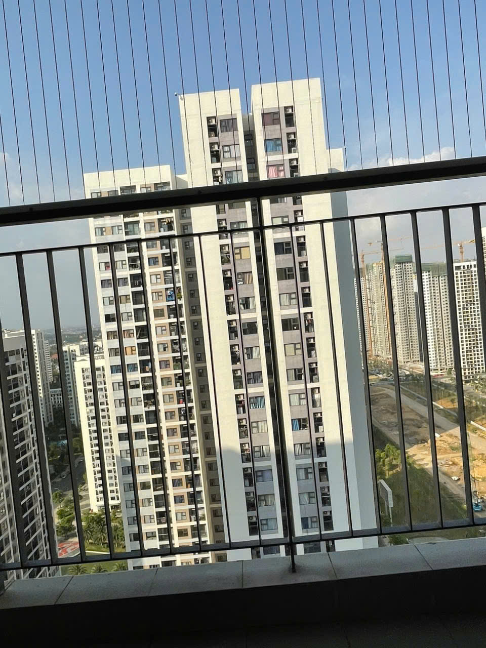CHO THUÊ CĂN HỘ 2PN2WC THE RAINBOW – VINHOMES GRAND PARK | TẦNG CAO – VIEW NỘI KHU CÂY XANH MÁT – FULL NỘI THẤT GIÁ TỐT