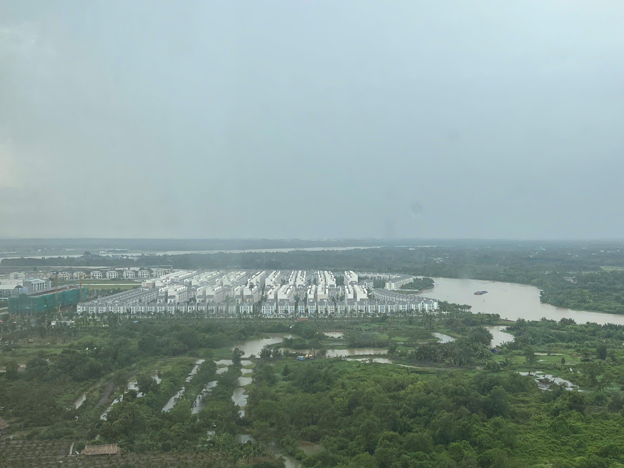 Bán căn hộ 2PN1WC –  View ngoại khu xanh mát cực thoáng – The Rainbow Vinhomes Grand Park, Giá chỉ 2.85 Tỷ