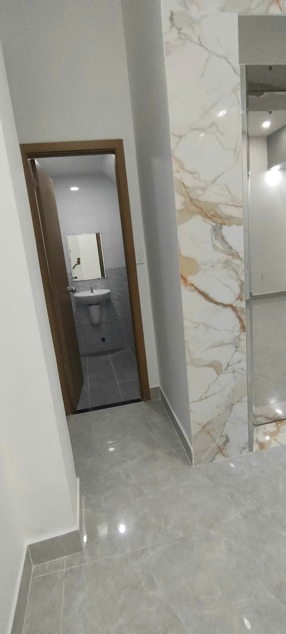 BÁN NHÀ PHỐ LIỀN KỀ THE MANHATTAN GLORY – Vinhomes Grand Park Hoàn thiện cơ bản – Giá tốt chỉ 18 tỷ - ảnh 7