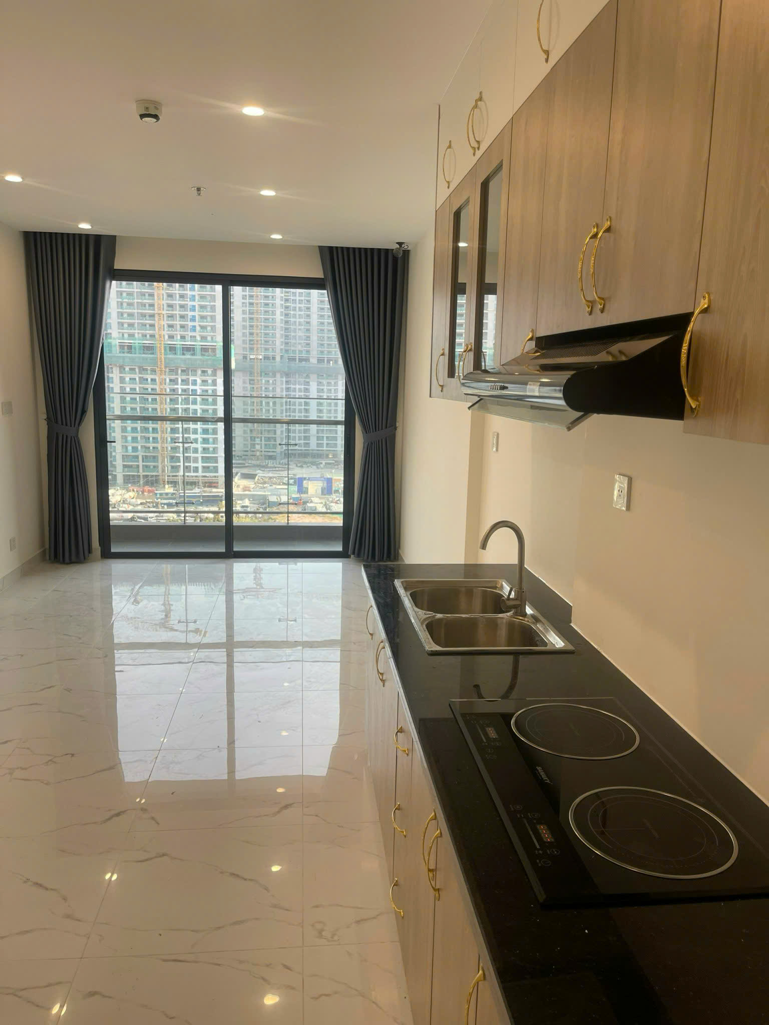 Bán Căn Hộ 2PN 2WC The Beverly Solari – Vinhomes Grand Park – Nội Thất Bếp Rèm – Giá 3.95 Tỷ - ảnh 3