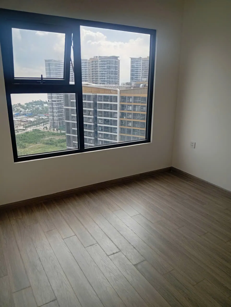 Bán Căn Hộ 2PN The Beverly Solari Tầng Cao - View Sông quảng trường- giá 3.370 BTP - ảnh 9