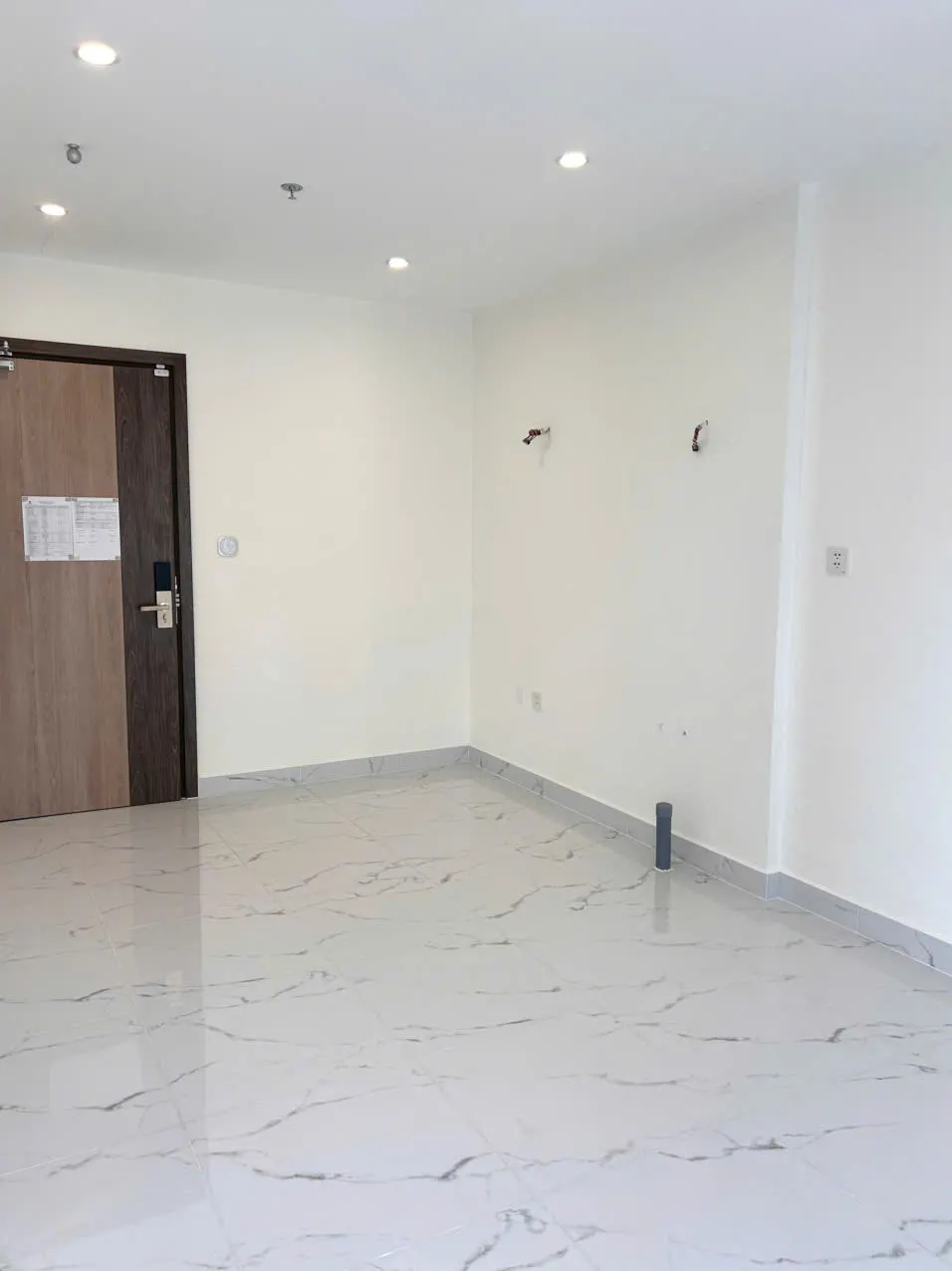 BÁN CĂN GÓC 2PN+ GLORY HEIGHTS VIEW HỒ BƠI ĐẸP CHỈ 4TY BAO SANG TÊN