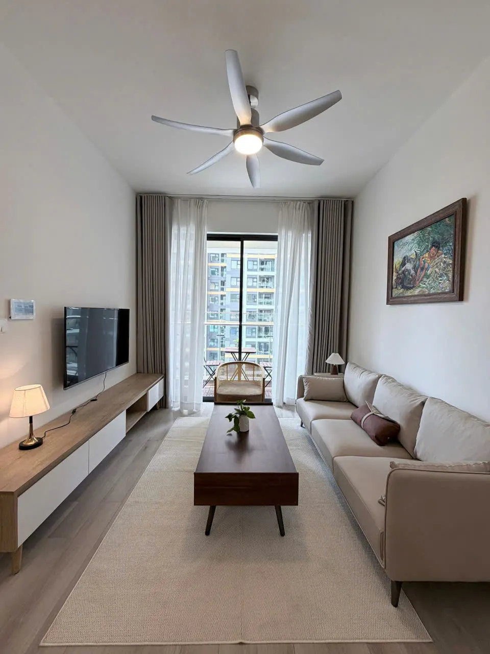SIÊU PHẨM 3PN VIEW VINCOM  CHO THUÊ CHỈ 25TR