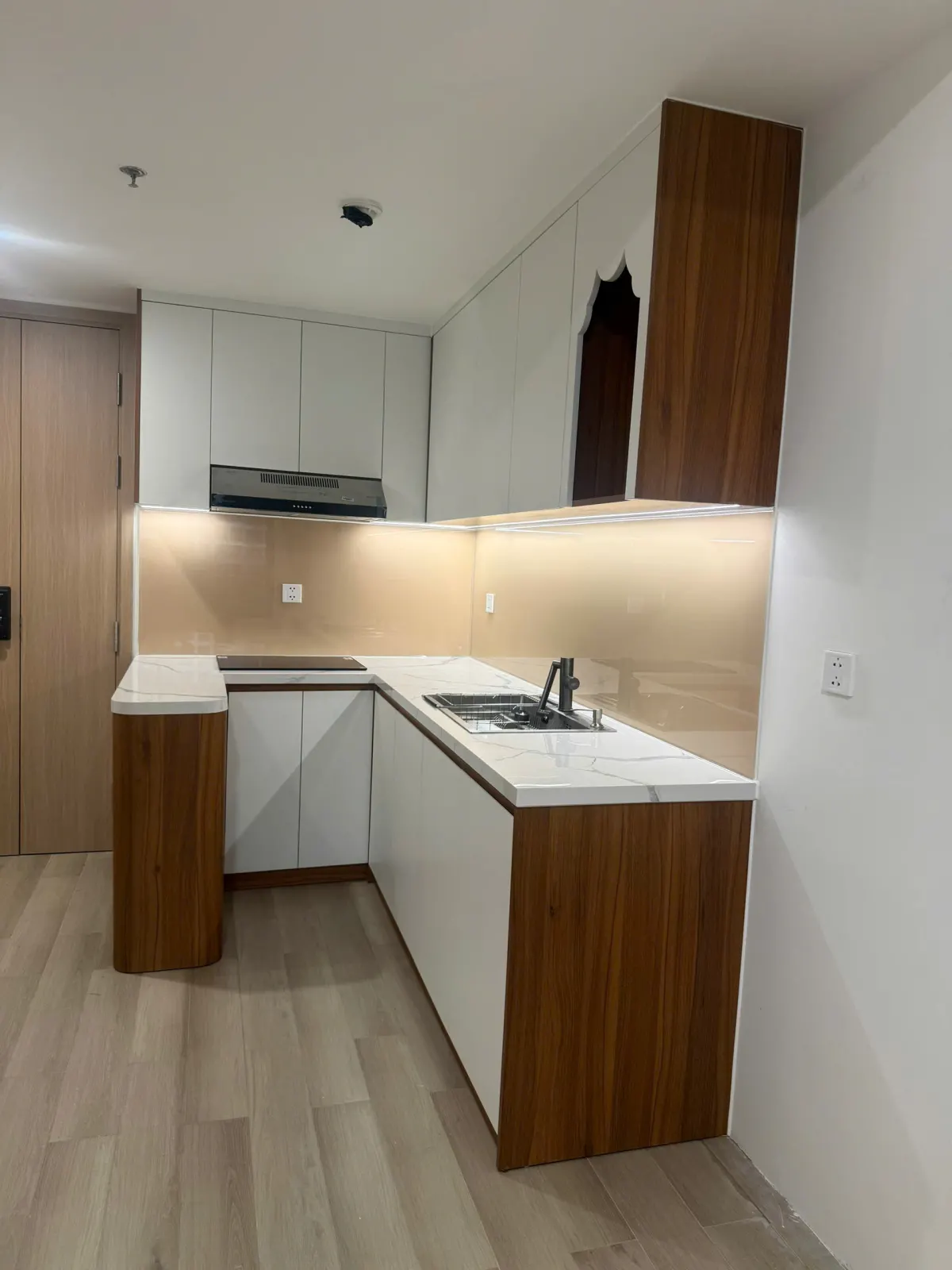 GIÁ CHẠM ĐÁY – 1PN+ THIẾT KẾ 2PN  VIEW HỒ BƠI SIÊU ĐẸP CHỈ 3.95 TỶ!