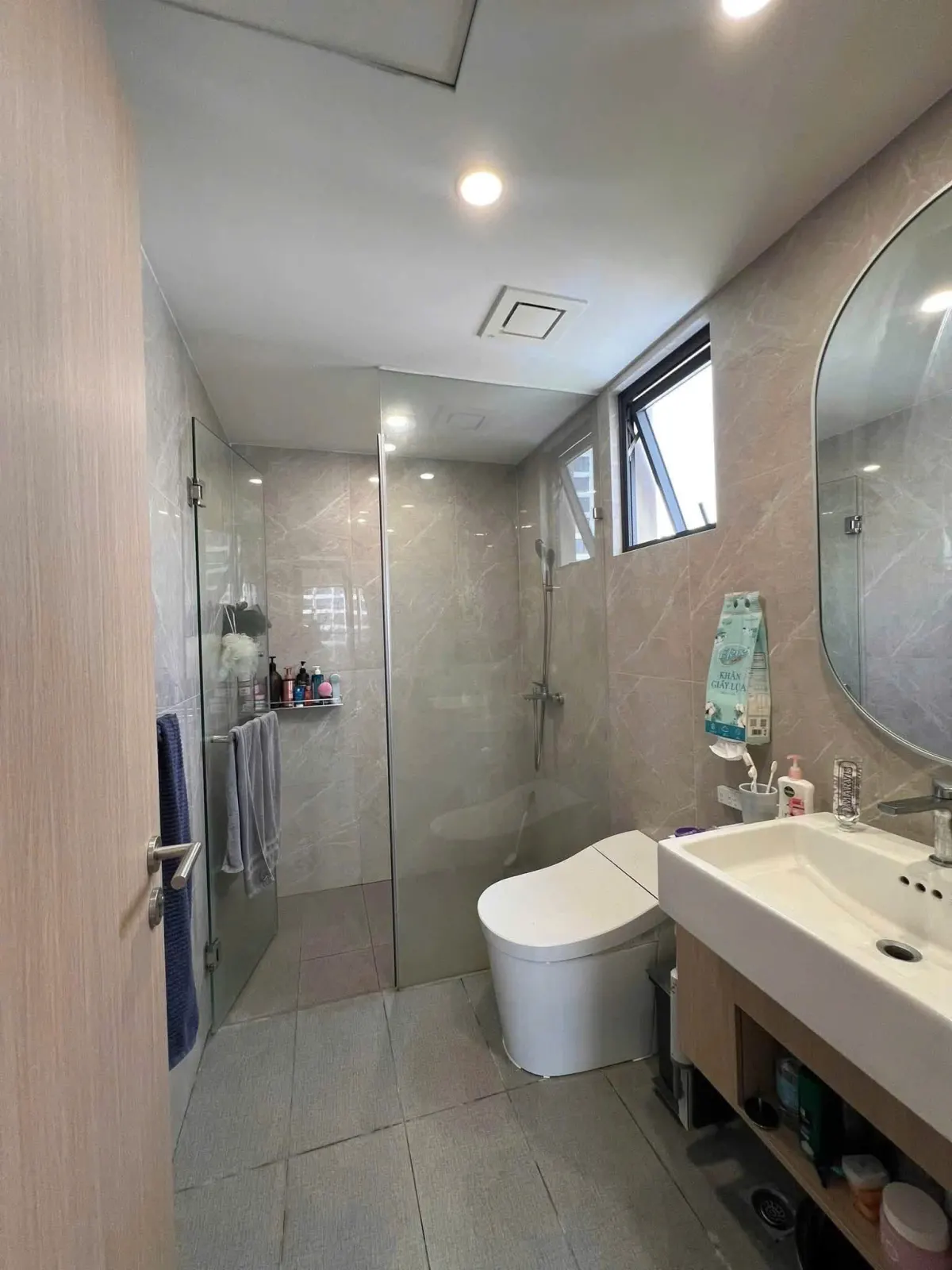 CẮT LỖ BÁN GẤP! CĂN 2PN MASTERI CENTRE POINT SẴN SỔ HỒNG – CHỈ 4.8 TỶ SỞ HỮU NGAY DÒNG TIỀN 11TR/THÁNG