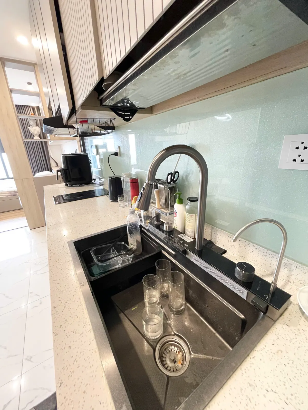 BÁN STUDIO DIỆN TÍCH LỚN 37M2 KHU BS SOLARI GIÁ 2,290 TỶ BAO SANG TÊN - ảnh 8