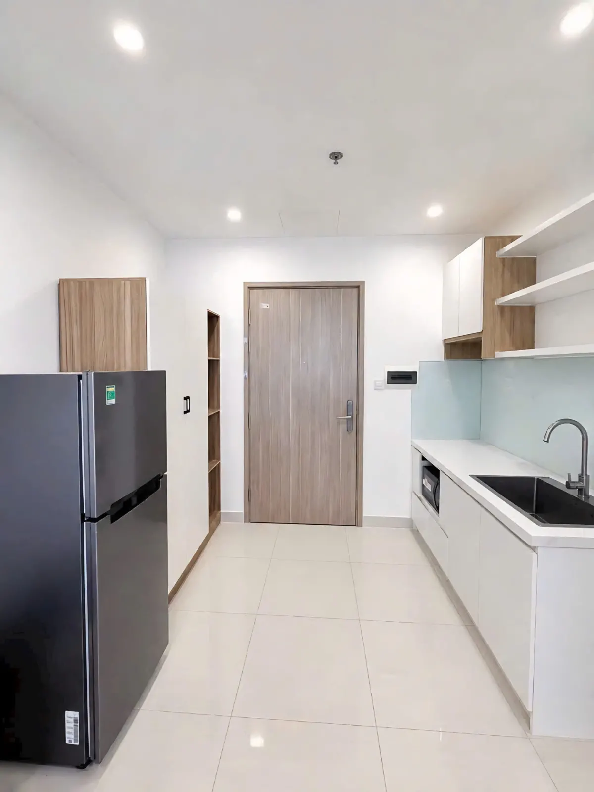 BÁN STUDIO LỚN   29.7m² TẠI VINHOMES GRAND PARK - GIÁ CHỈ 1.8TỶ