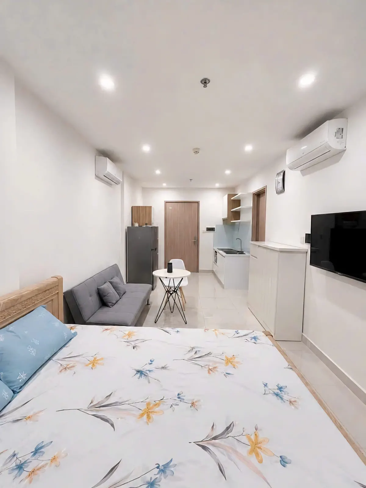 BÁN STUDIO LỚN   29.7m² TẠI VINHOMES GRAND PARK - GIÁ CHỈ 1.8TỶ