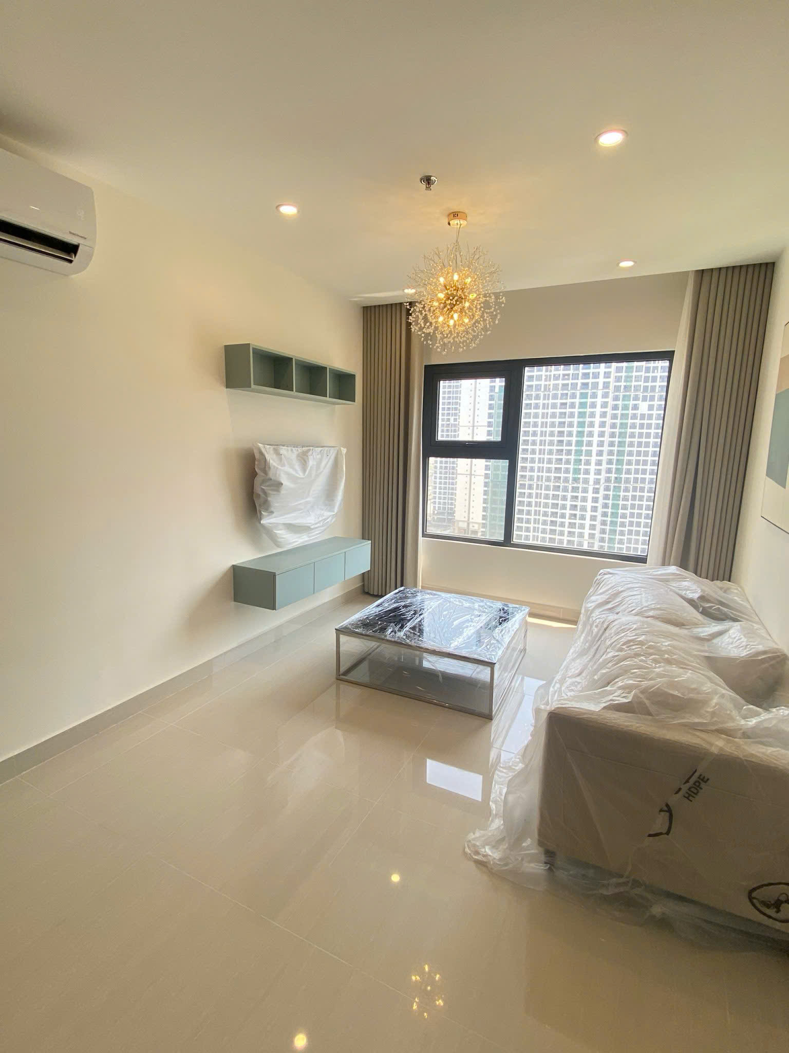 Bán Căn Hộ 2PN 2WC The Origami – Vinhomes Grand Park – Full Nội Thất Xách Vali Vào Ở Ngay - ảnh 2