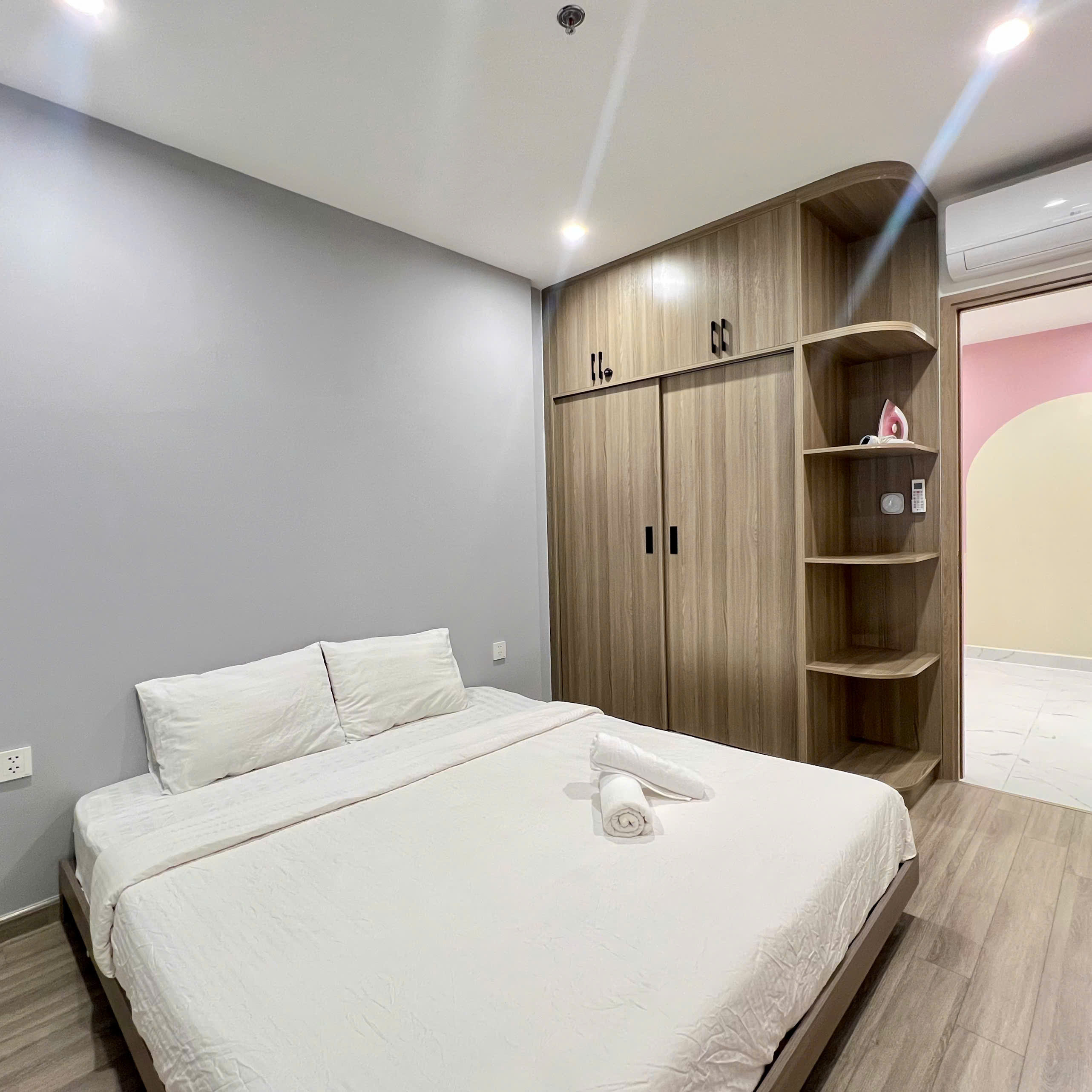 BÁN CĂN HỘ GLORY HEIGHTS VINHOMES GRAND PARK – VIEW ĐỐI DIỆN VINCOM MEGA MALL – FULL NỘI THẤT