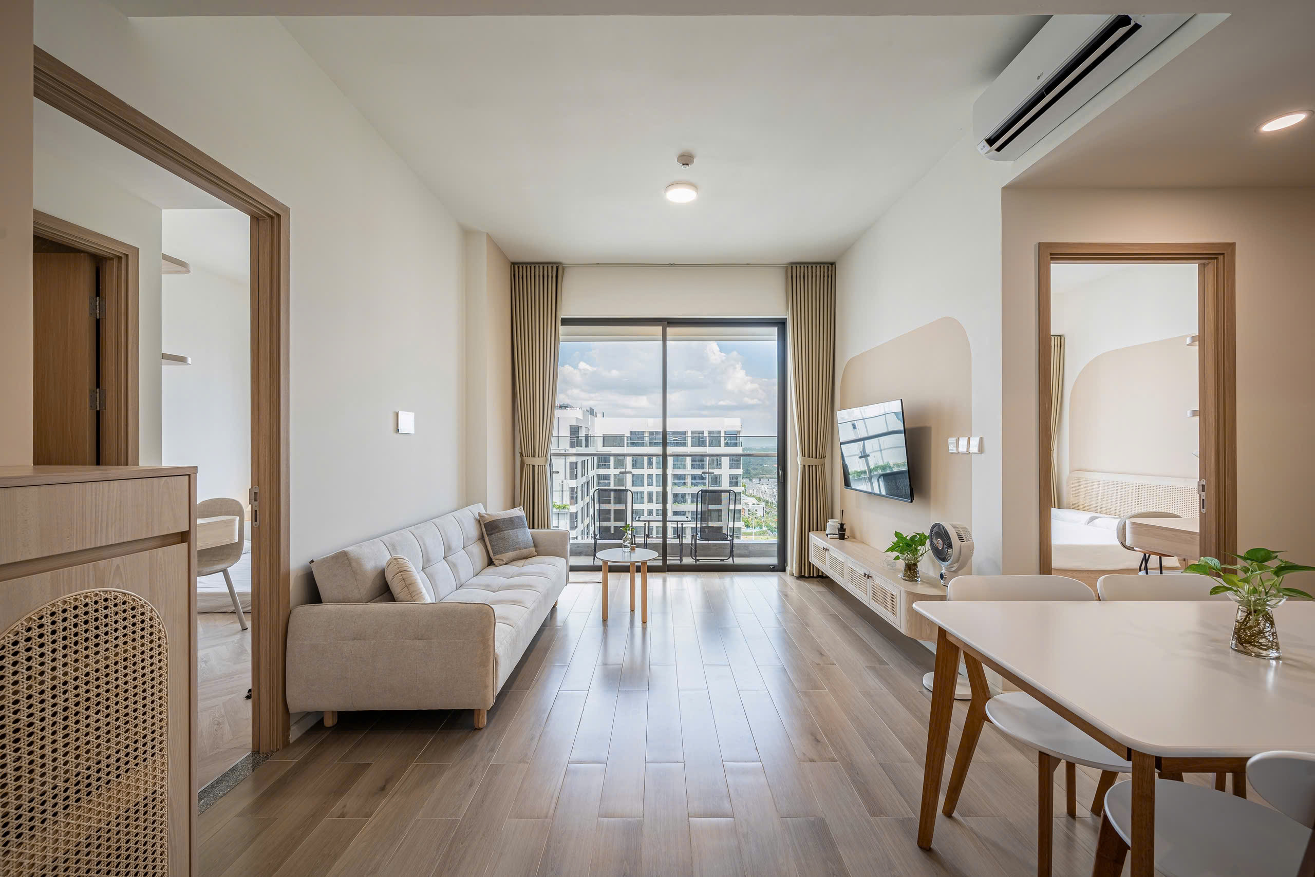 BÁN CĂN HỘ LUMIERE BOULEVARD – VINHOMES GRAND PARK  2PN2WC | FULL NỘI THẤT CAO CẤP | TẦNG CAO VIEW ĐẸP THOÁNG - ảnh 5
