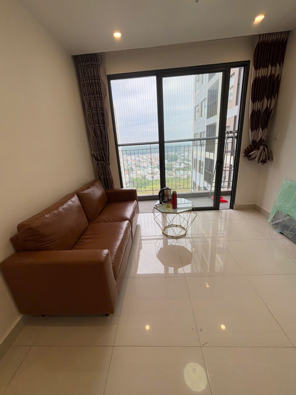 CHO THUÊ CĂN HỘ 2PN1WC THE RAINBOW – VINHOMES GRAND PARK | TẦNG CAO – VIEW NGOẠI KHU CÂY XANH – FULL NỘI THẤT GIÁ TỐT