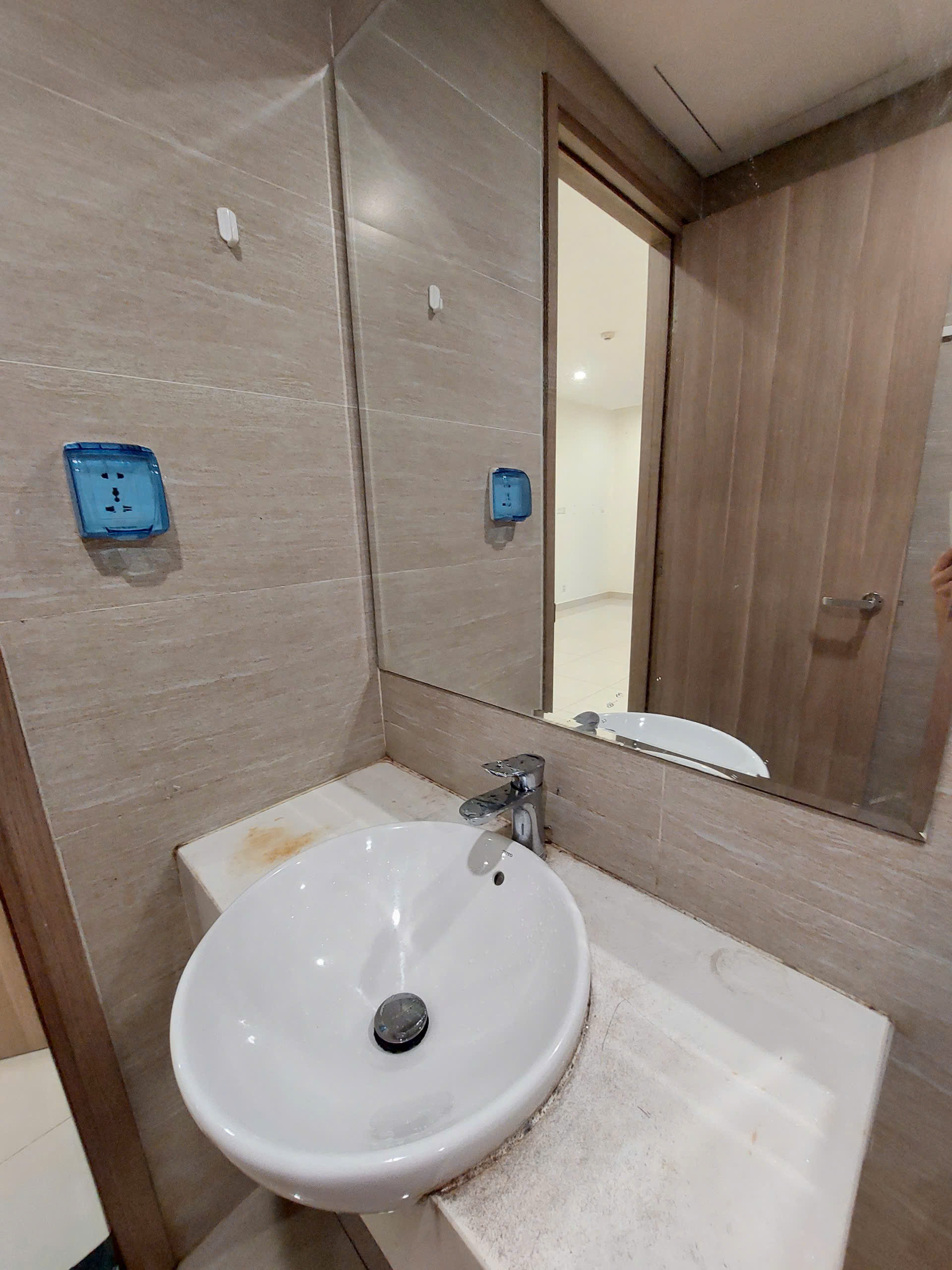 CẦN CHO THUÊ CĂN HỘ 1PN+ THE RAINBOW VINHOMES GRAND PARK- GIÁ CHỈ 5.5 TRIỆU/THÁNG