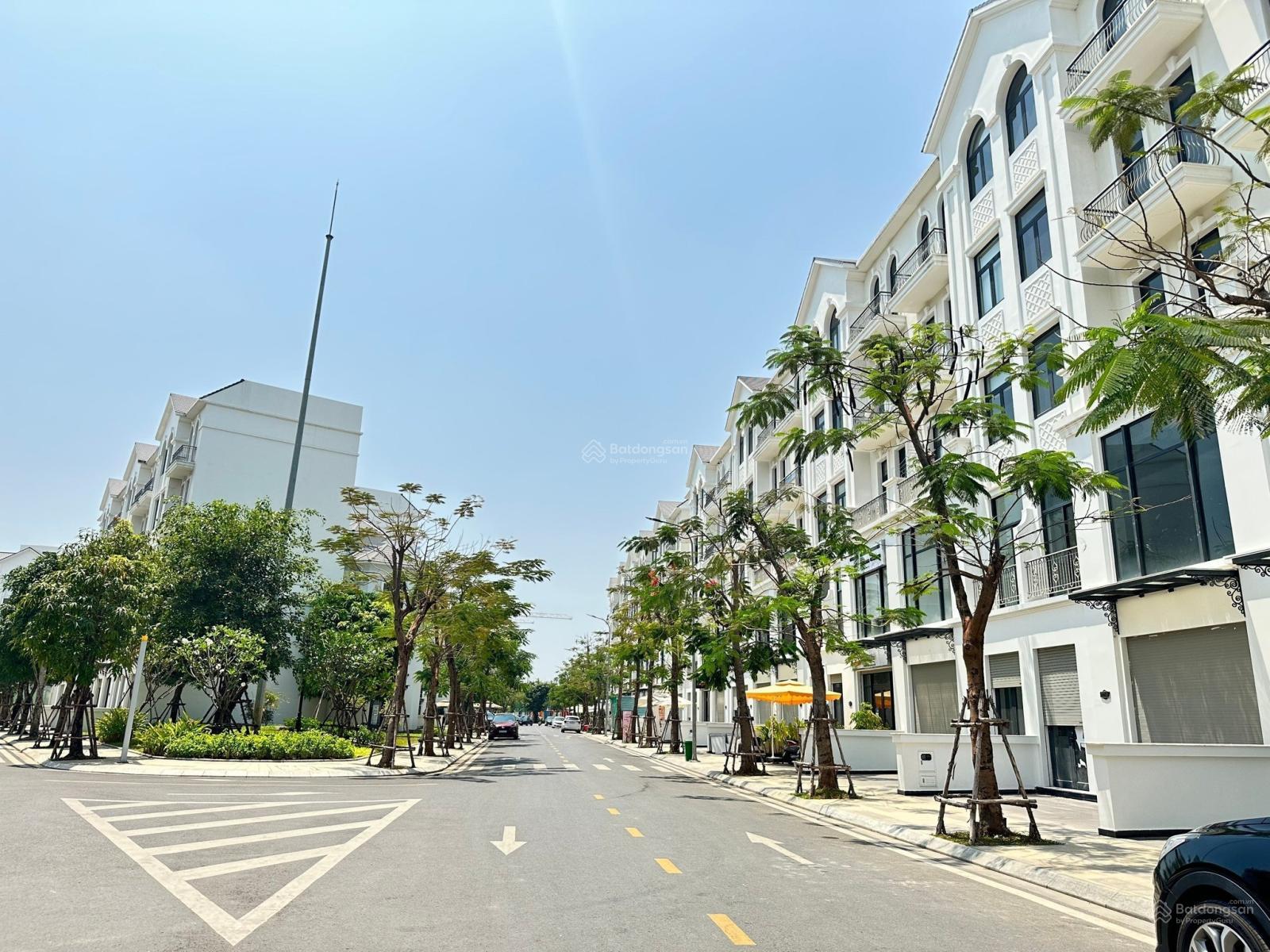 Chỉ từ 7 Tỷ sở hữu Nhà Phố 126m2 - 5 Tầng - Sát 2 trường Vinschool tại The Manhattan - Vinhomes Grand Park, Nhà Phố giá tốt nhất thị trường.