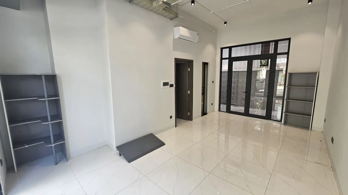 cho thuê nhà phố 84m2 - 30 triệu hoàn thiện có thang máy, máy lạnh tại Vinhomes Grand Park - ảnh 3