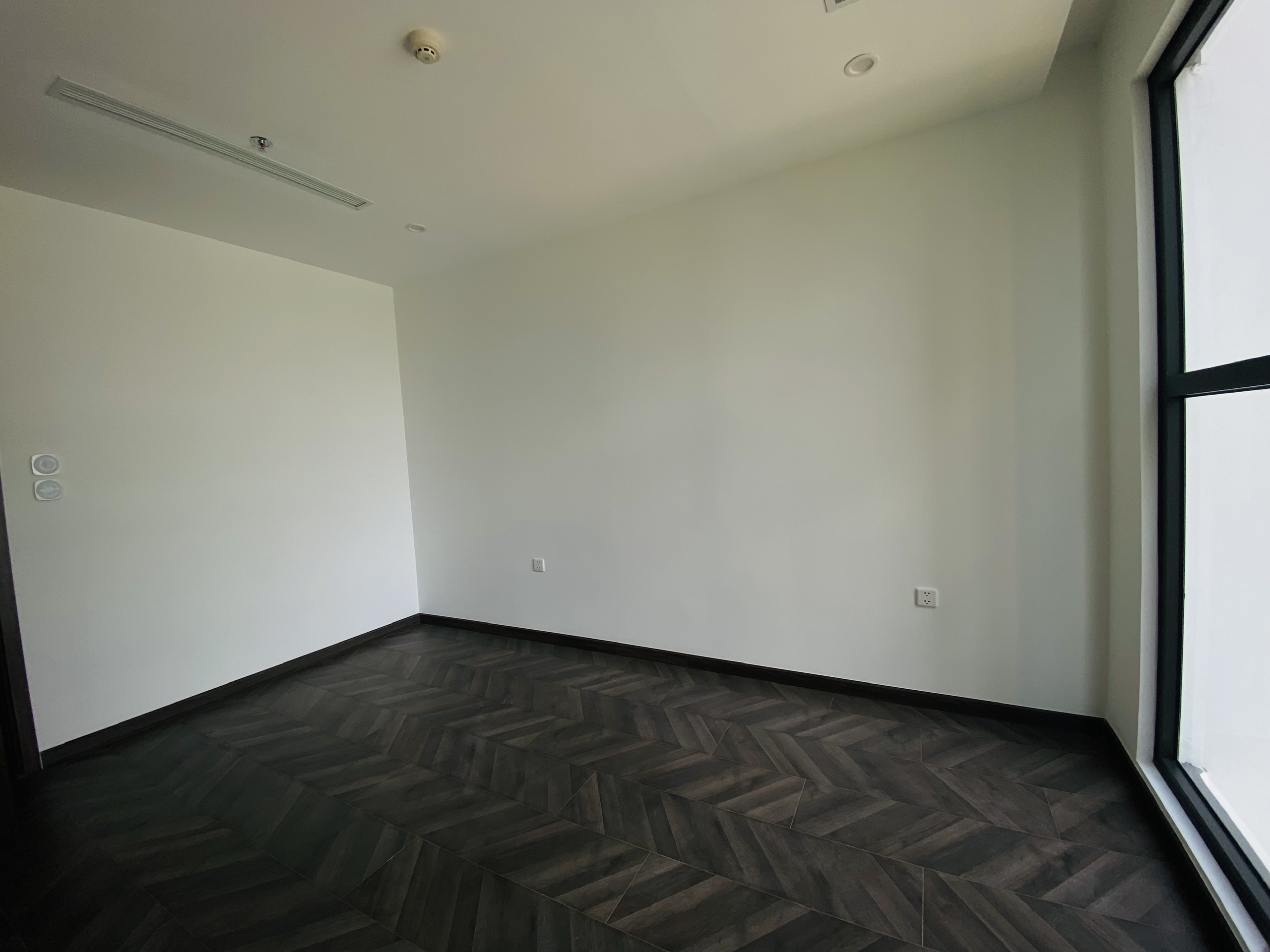 Bán căn hộ 2PN2WC The Beverly Vinhomes Grand Park – View nội khu tầng cao, hoàn thiện cơ bản