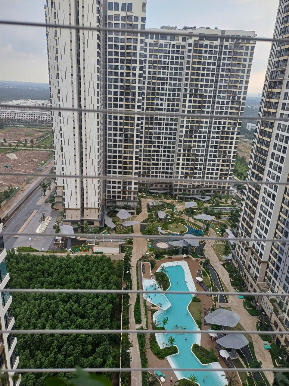 Bán Căn Hộ 2PN Masteri Centre Point Vinhomes Grand Park – Full Nội Thất – Tầng Cao – View Nội Khu Hồ Bơi Đẹp Nhất Dự Án