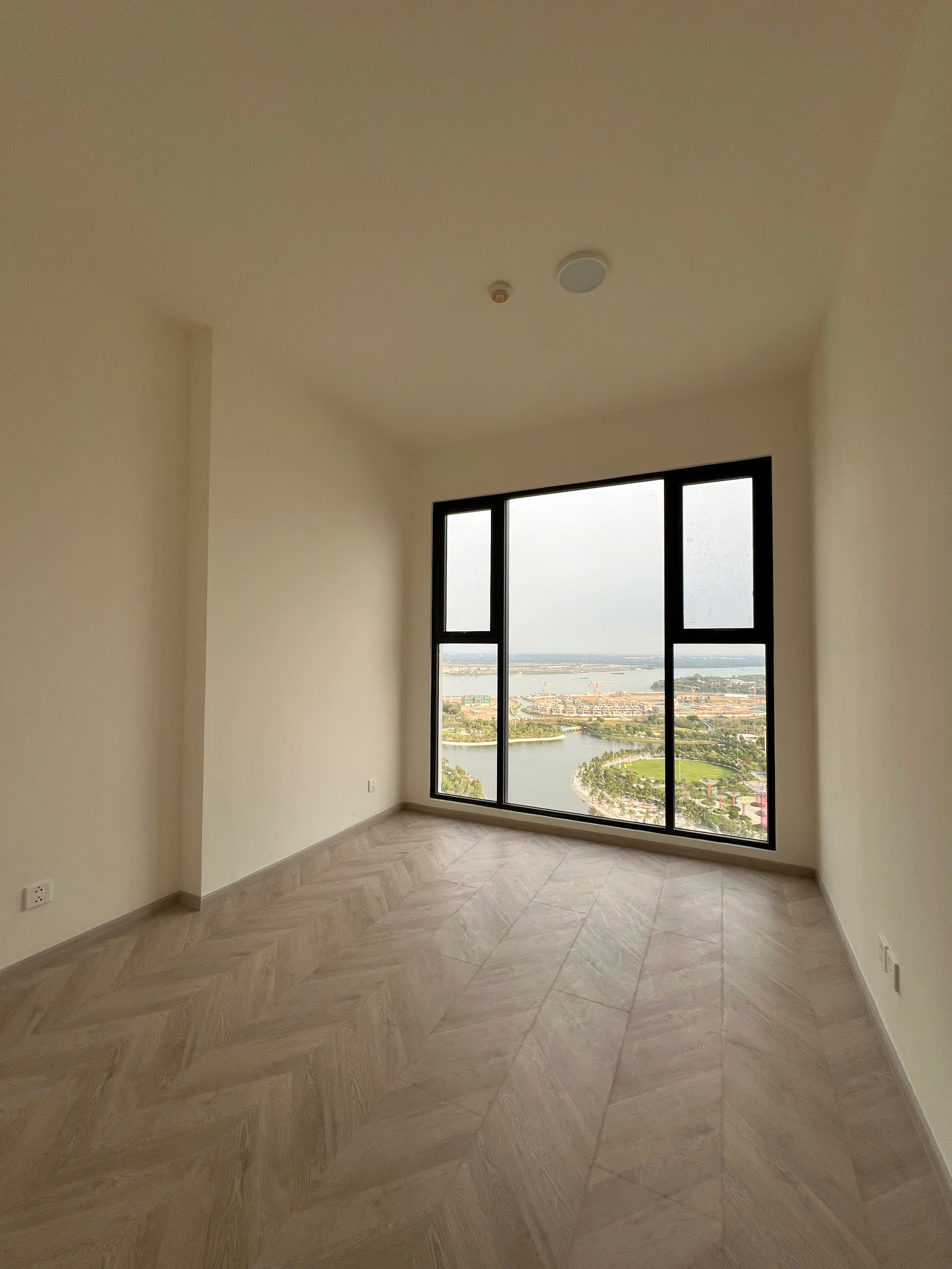 Bán căn hộ 2PN Masteri Centre Point – View Manhattan & sông Đồng Nai, tầng cao thoáng, hoàn thiện cơ bản