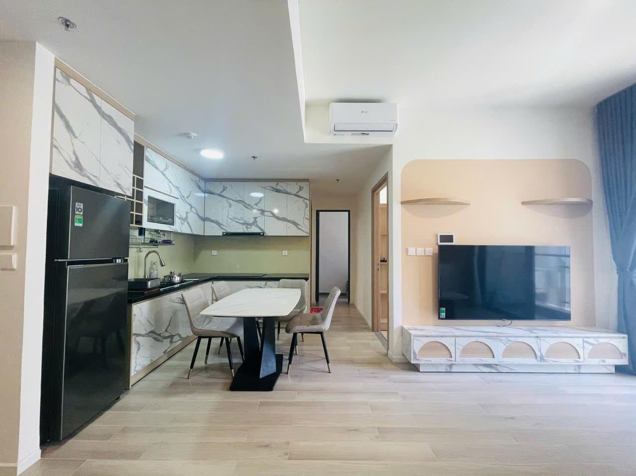 BÁN CĂN HỘ LUMIERE BOULEVARD – FULL NỘI THẤT CAO CẤP, VÀO Ở NGAY - GIÁ TỐT 