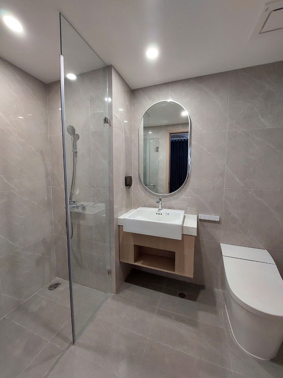 BÁN GẤP CĂN HỘ 2PN MASTERI CENTRE POINT - NỘI THẤT SẴN BẾP RÈM - GIÁ TỐT NHẤT THỊ TRƯỜNG - ảnh 6