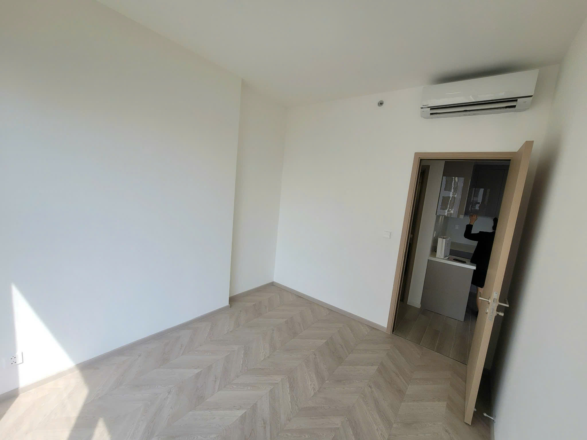 BÁN CĂN HỘ MASTERI CENTRE POINT VINHOMES GRAND PARK 2PN – BẾP RÈM – GIÁ TỐT - ảnh 5