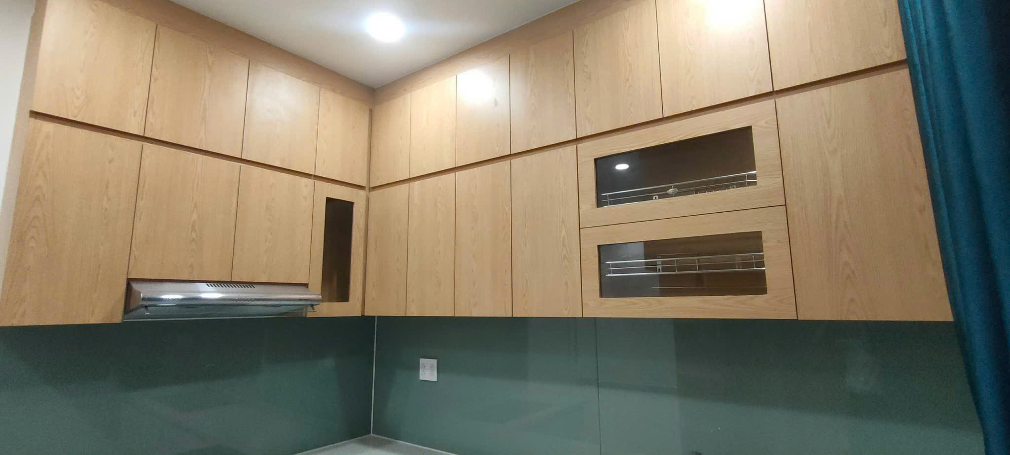 BÁN NHÀ PHỐ LIỀN KỀ THE MANHATTAN GLORY – Vinhomes Grand Park Hoàn thiện cơ bản – Giá tốt chỉ 18 tỷ