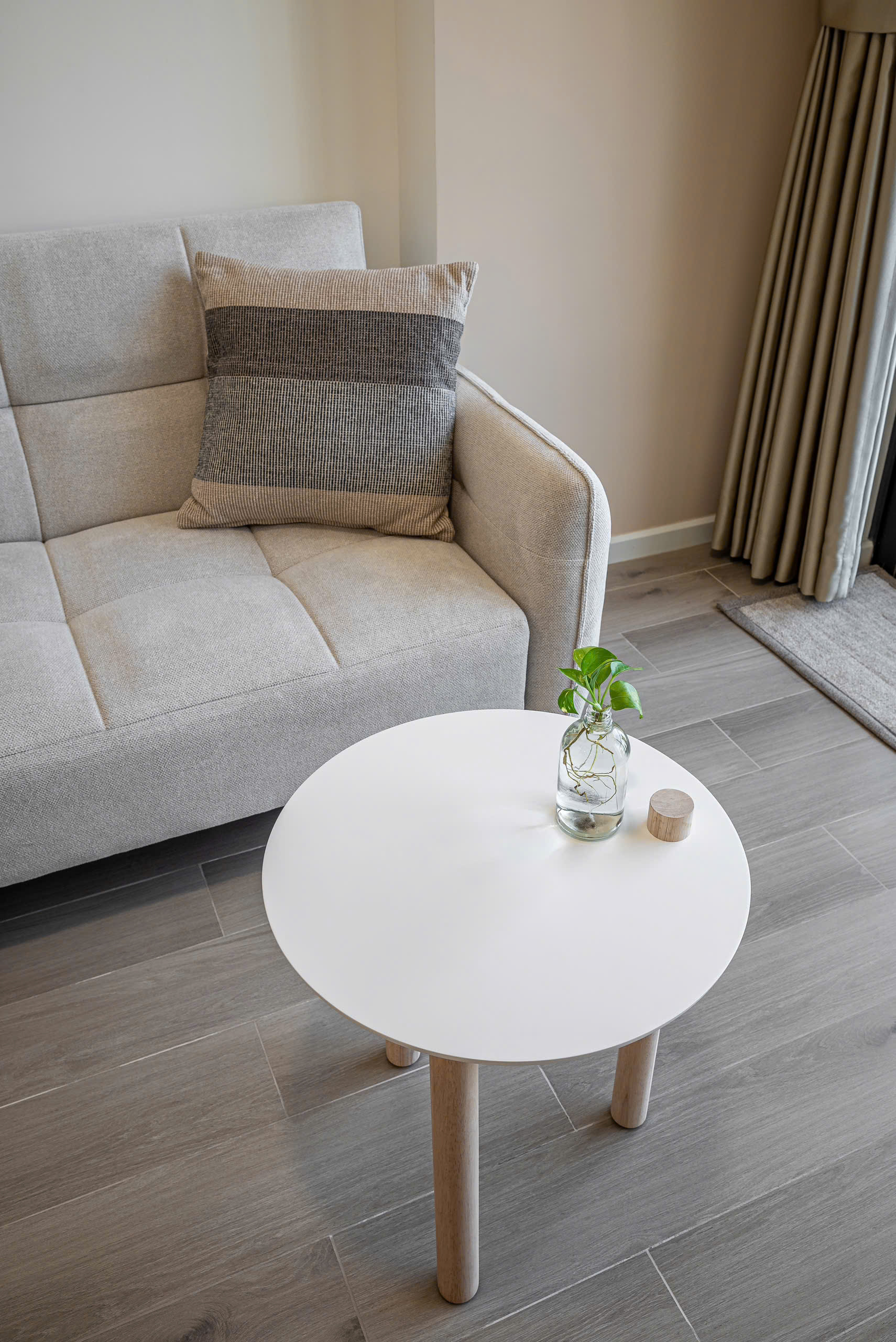 BÁN CĂN HỘ LUMIERE BOULEVARD – VINHOMES GRAND PARK  2PN2WC | FULL NỘI THẤT CAO CẤP | TẦNG CAO VIEW ĐẸP THOÁNG