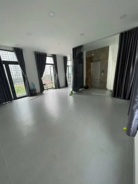 CHO THUÊ TẦNG NHÀ PHỐ 108M² – GIÁ CHỈ 7 TR/THÁNG – NGAY CỔNG VINSCHOOL