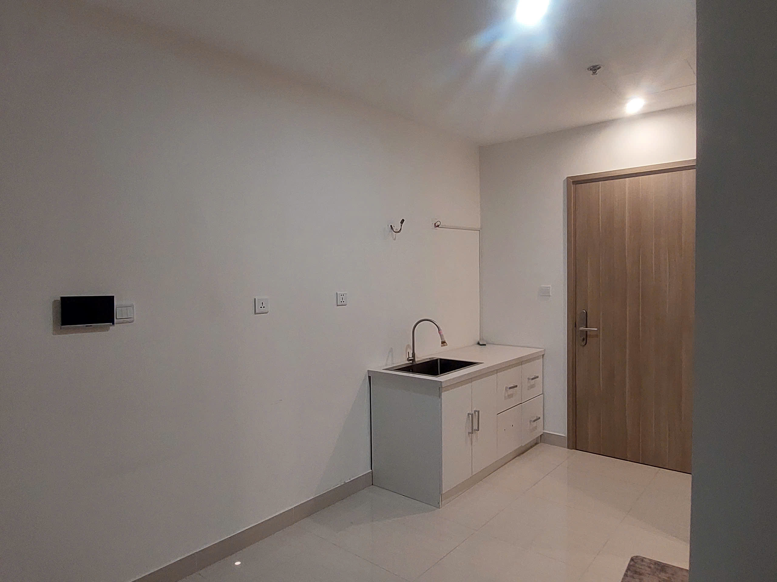 Bán căn hộ Studio Vinhomes Grand Park – Giá chỉ 1.55 tỷ– Nội thất cơ bản