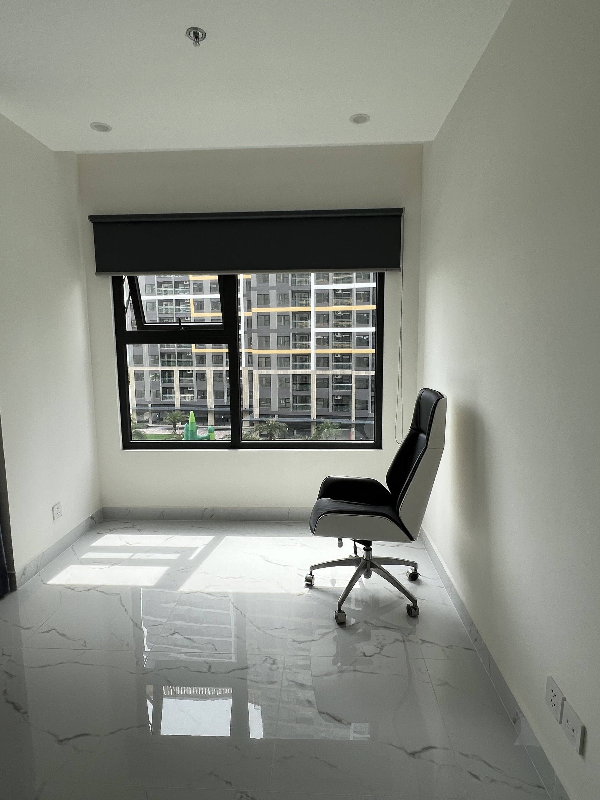 CHO THUÊ CĂN HỘ 2PN+ FULL NỘI THẤT – VIEW NỘI KHU CÔNG VIÊN | BEVERLY SOLARI
