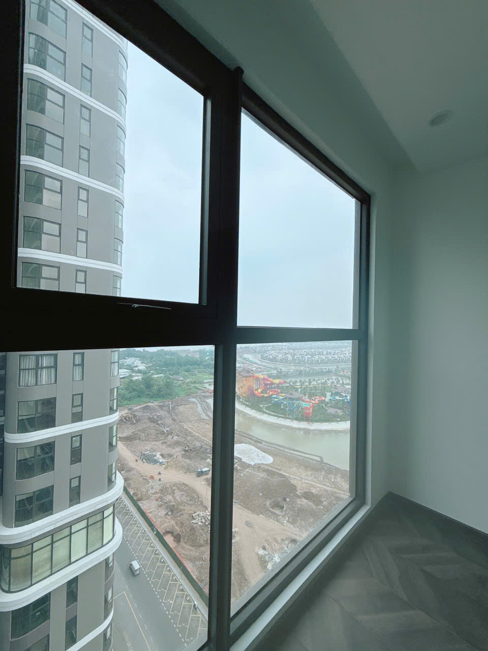 Bán Căn Hộ 3PN The Beverly - Tầng Cao View Trực Diện Công Viên 36ha Siêu Thoáng - 10.5 Tỷ