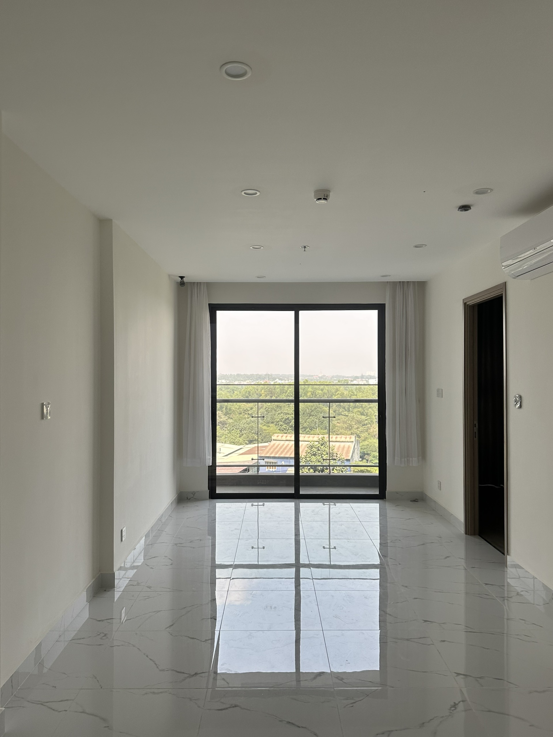 BÁN CĂN HỘ 2PN THE BEVERLY SOLARI VINHOMES GRAND PARK – VIEW NGOẠI KHU XANH MÁT – GIÁ TỐT