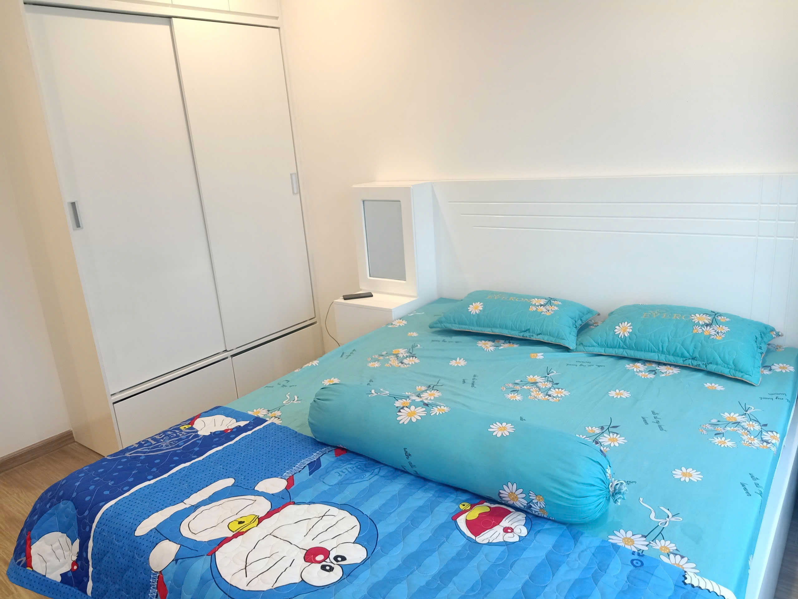 Bán căn hộ Vinhomes Grand Park 2PN1WC – The Rainbow – Full nội thất – View hồ bơi nội khu tầng cao