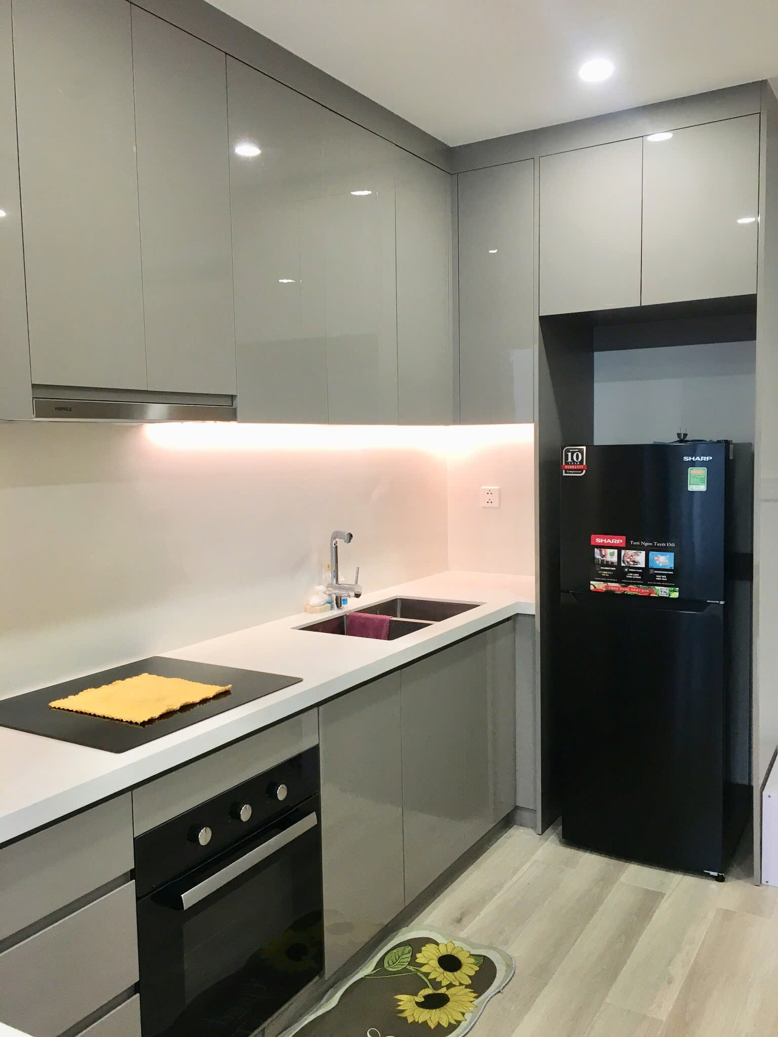 CHO THUÊ CĂN HỘ MASTERI CENTRE POINT VINHOMES GRAND PARK – FULL NỘI THẤT – TẦNG CAO – VIEW NỘI KHU