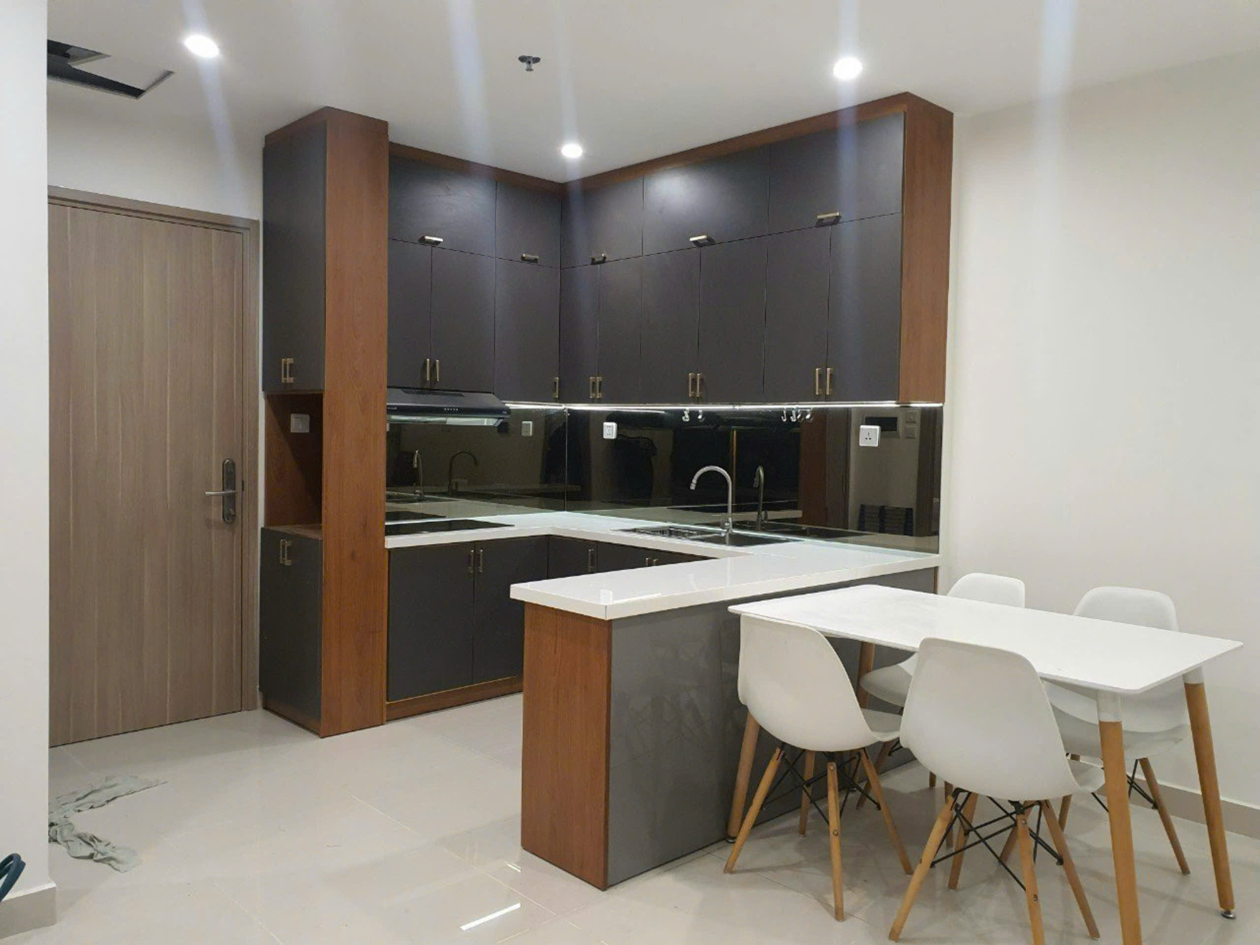 CẦN BÁN VÀ CHO THUÊ CĂN HỘ 1PN+ THE RAINBOW – VINHOMES GRAND PARK | TẦNG CAO – FULL NỘI THẤT GIÁ TỐT