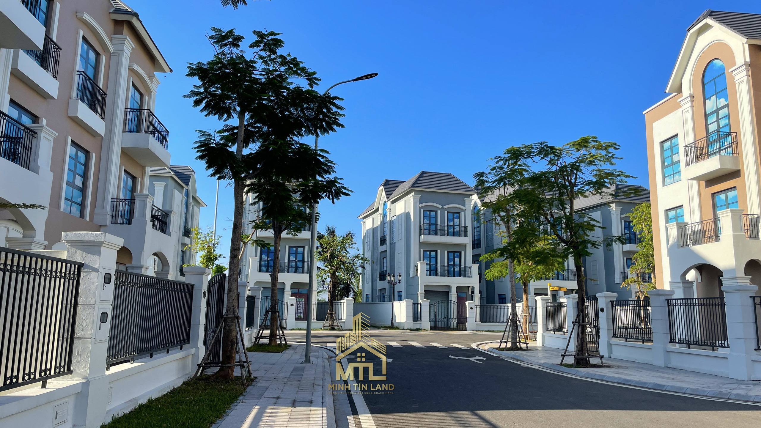 Bán nhà phố 5 tầng The Manhattan giá chỉ 17 tỷ All in tại Vinhomes Grand Park. Liên hệ 0828030977 Thiện - ảnh 5