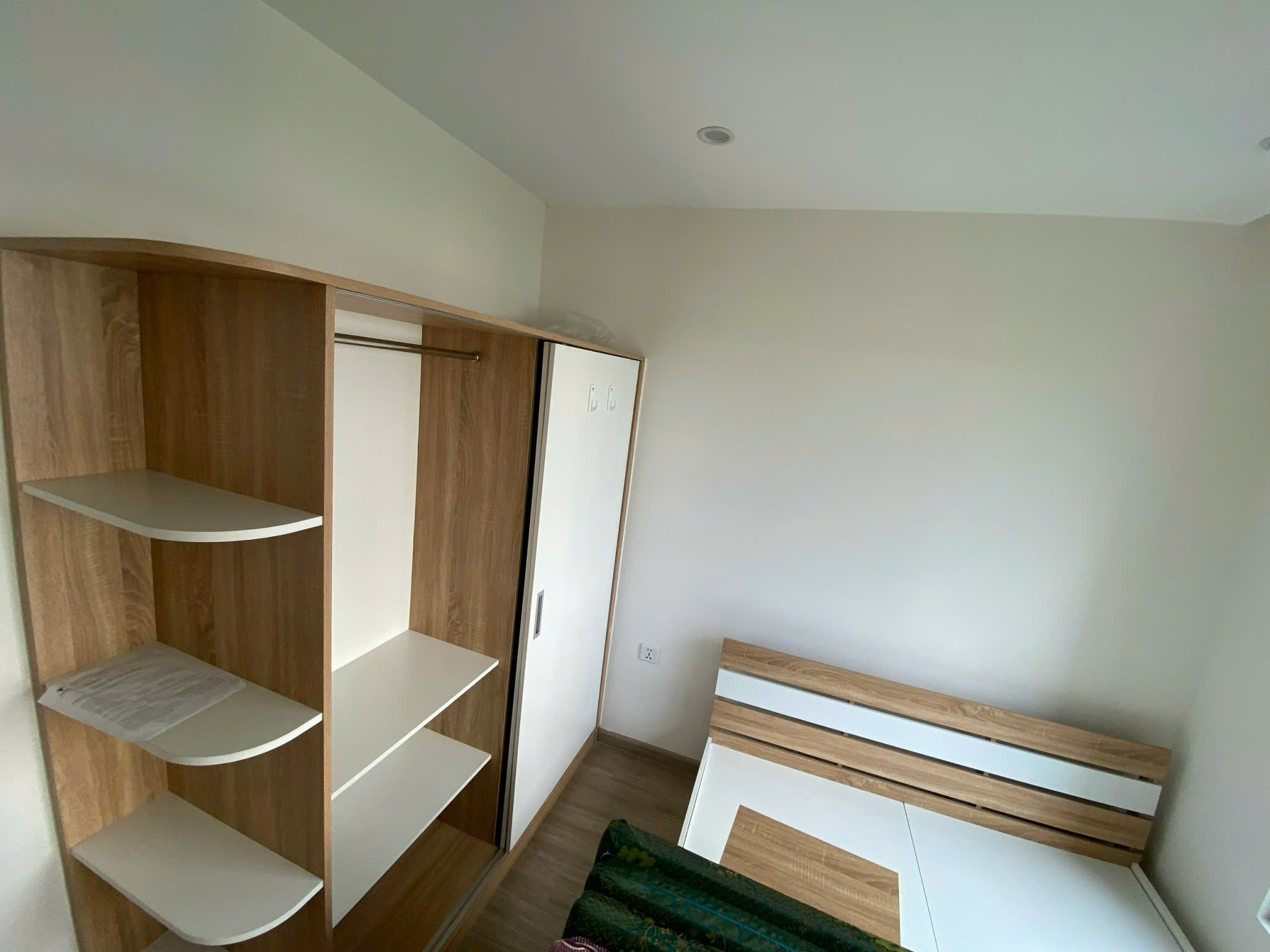 Cho thuê căn hộ 2PN+ full nội thất – view thoáng – giá chỉ 10 triệu/tháng tại The Rainbow, Vinhomes Grand Park Quận 9 - ảnh 5
