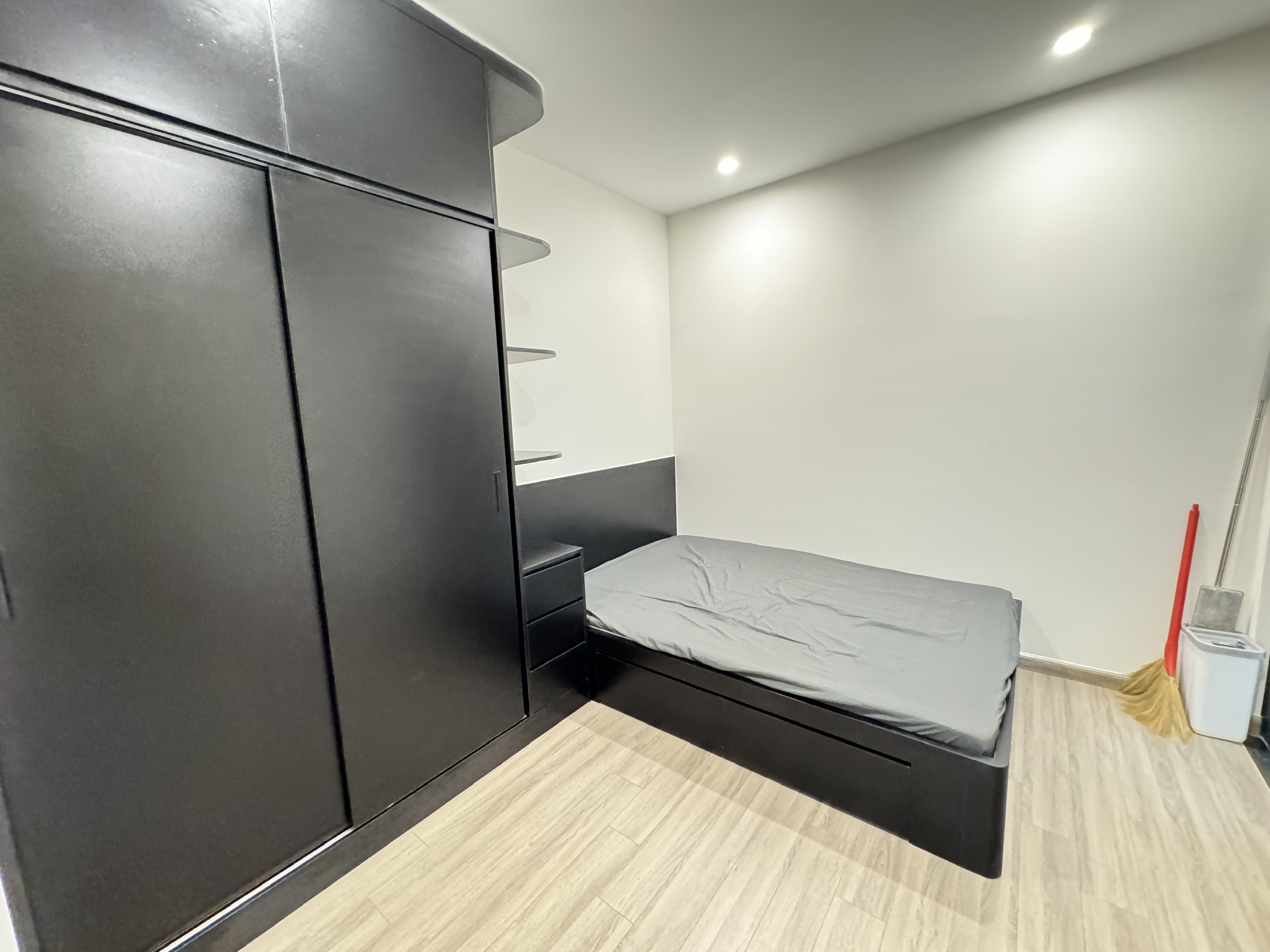 NHÀ ĐẸP NGAY VINCOM_CHO THUÊ 11TR FULL NỘI THẤT LUXURY_ XÁCH VALI VÀO Ở. CHỦ DỄ THƯƠNG - ảnh 9
