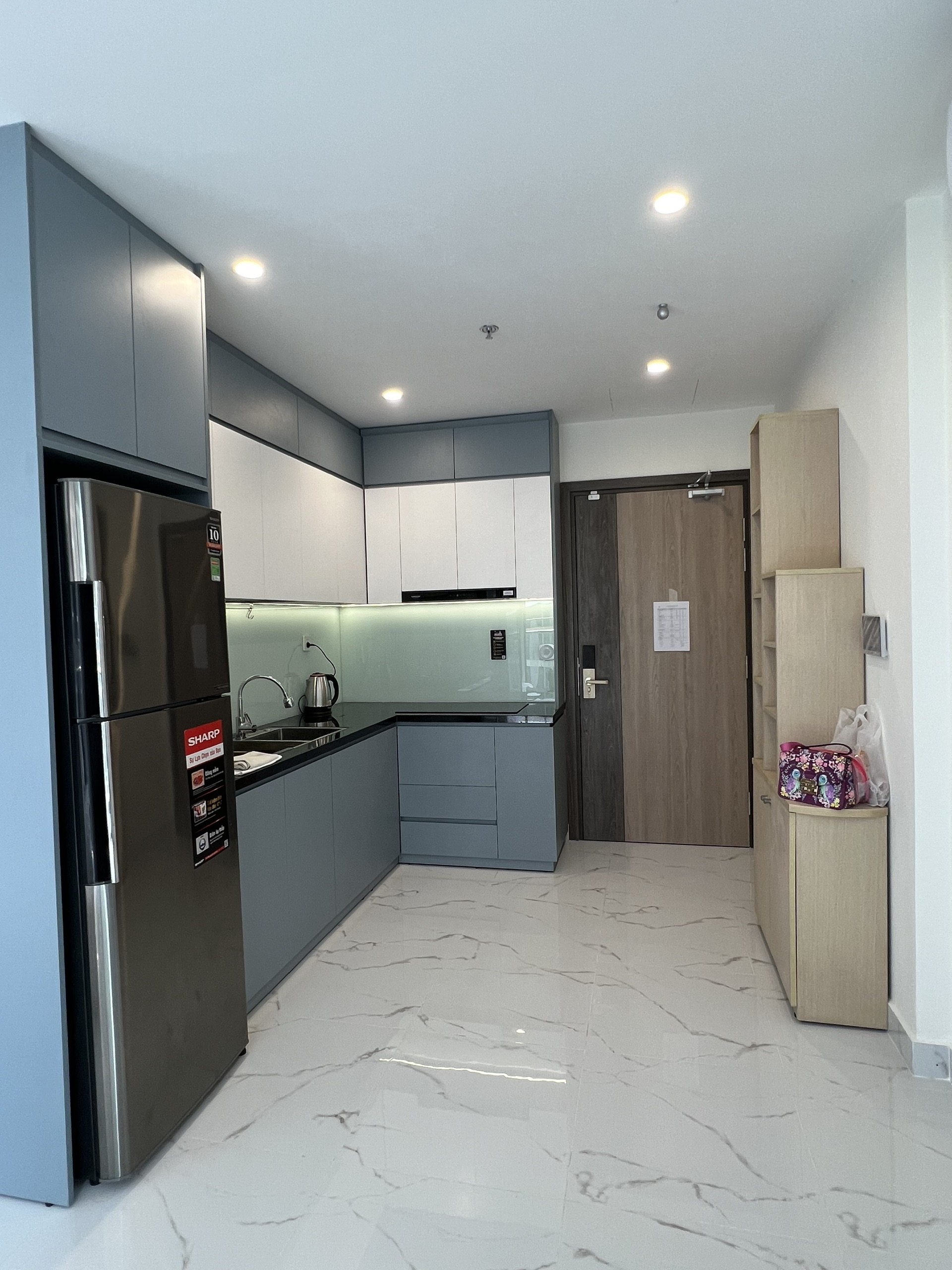 CHO THUÊ CĂN HỘ 2PN+ FULL NỘI THẤT – VIEW NỘI KHU CÔNG VIÊN | BEVERLY SOLARI