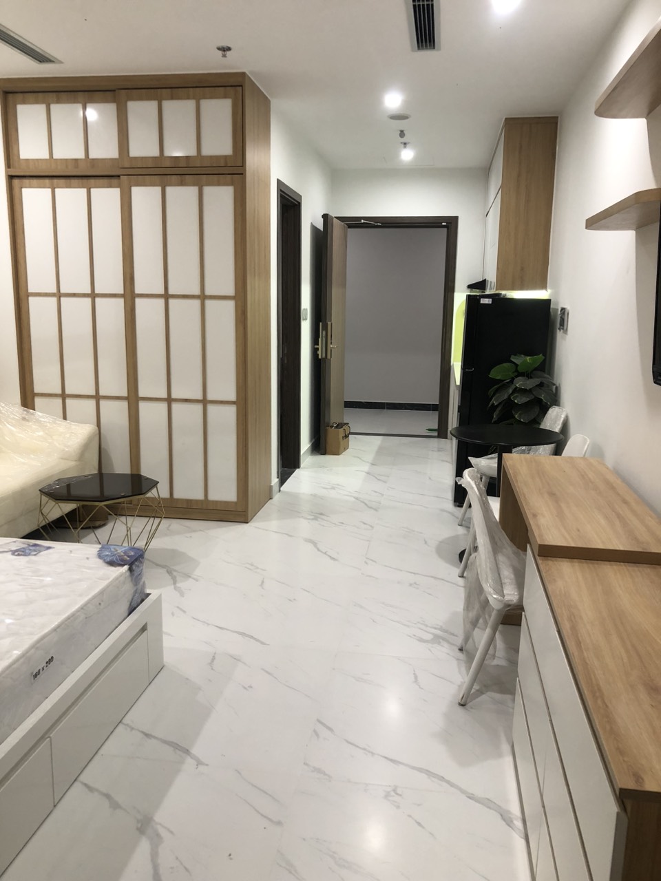 Bán Căn Hộ The Beverly Vinhomes Grand Park – View Nội Khu, Tầng Thấp, Full Nội Thất