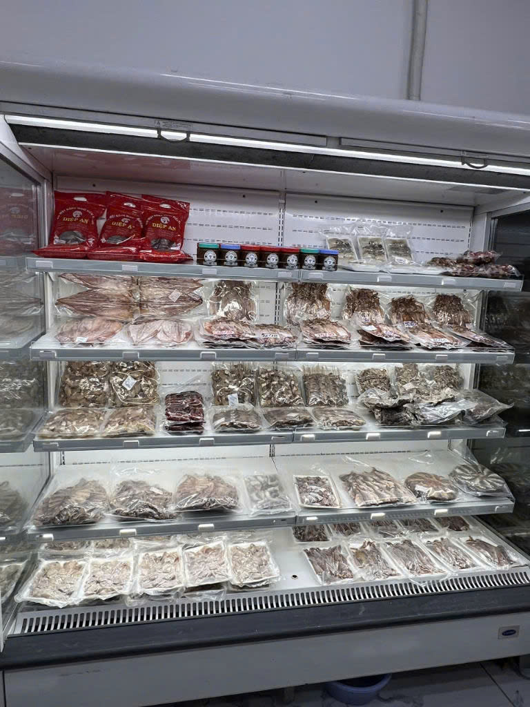 Cho thuê shop khối đế mặt đẹp The Rainbow chỉ 15 triệu - 46m2 tại Vinhomes Grand Park - ảnh 2
