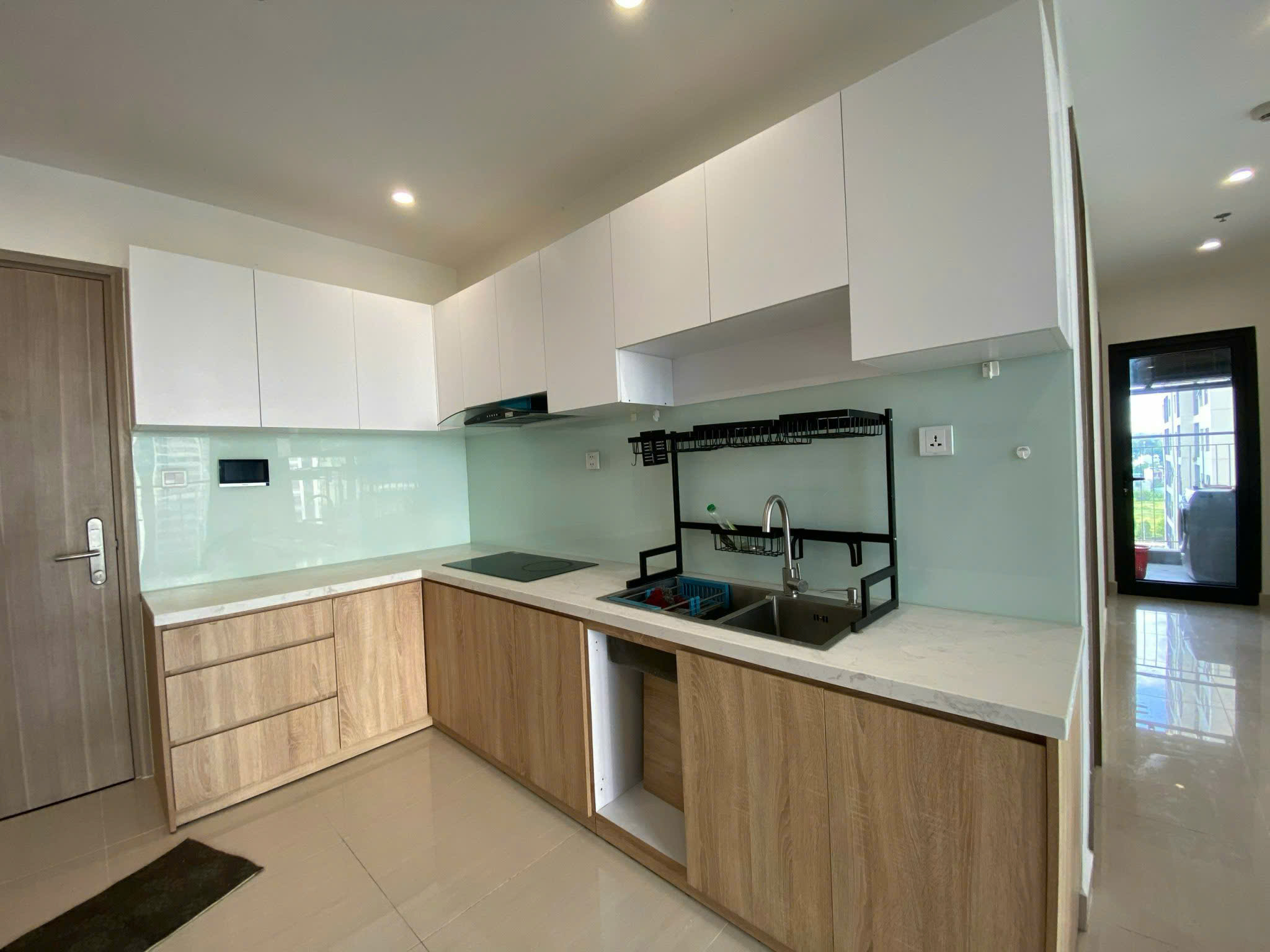 Cho thuê căn hộ 2PN+ full nội thất – view thoáng – giá chỉ 10 triệu/tháng tại The Rainbow, Vinhomes Grand Park Quận 9