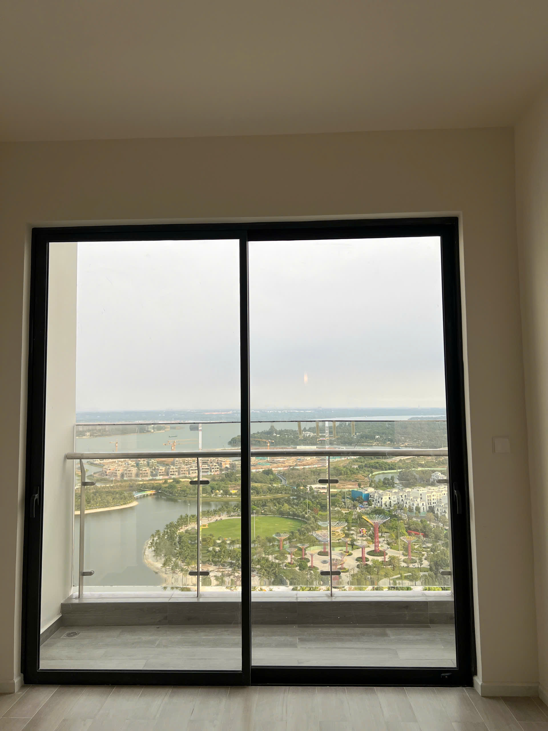 Bán căn hộ 2PN Masteri Centre Point – View Manhattan & sông Đồng Nai, tầng cao thoáng, hoàn thiện cơ bản