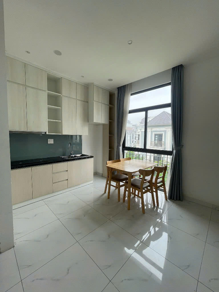 CHO THUÊ - Nhà phố 96m2 có nội thất, bếp, giường tủ Vinhomes Q9 - giá 38tr/tháng - ảnh 13