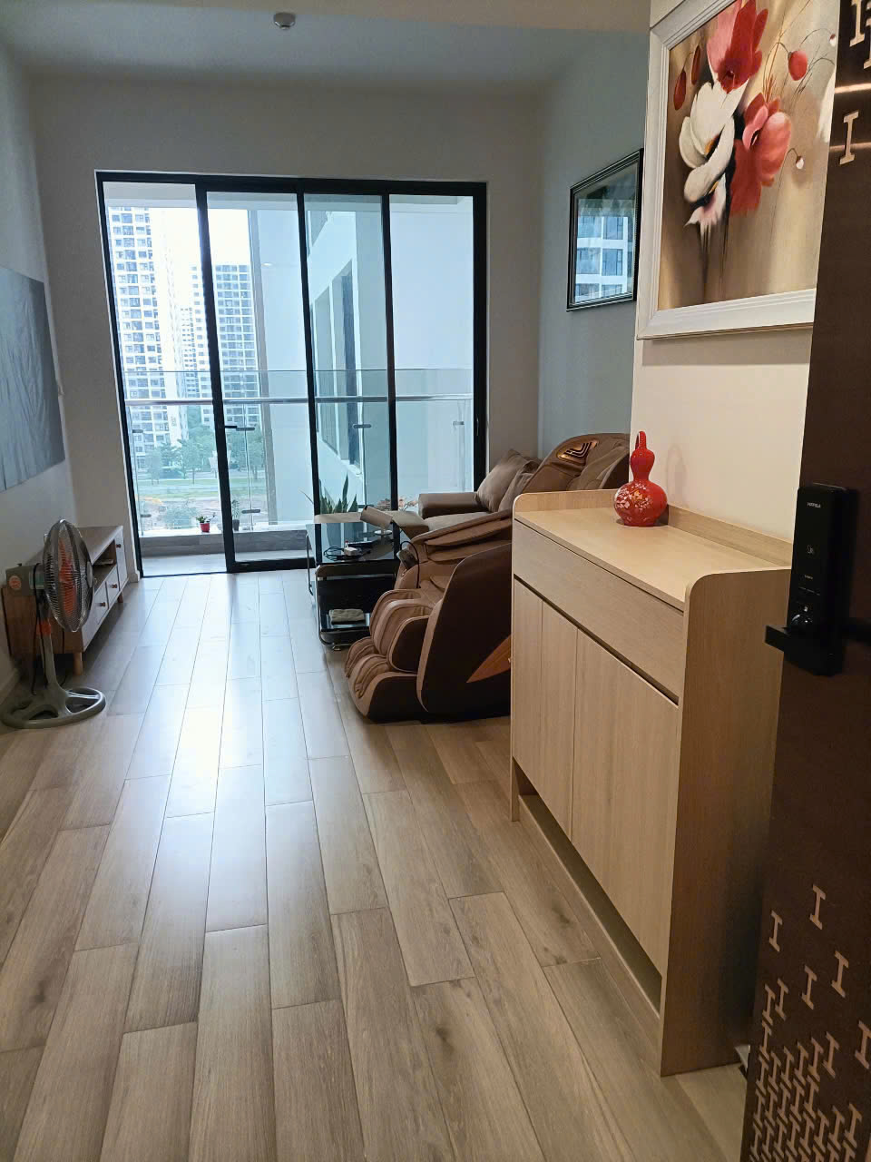 BÁN CĂN HỘ MASTERI CENTRE POINT 2PN2WC – FULL NỘI THẤT, DỌN VÀO Ở NGAY – VỊ TRÍ ĐẸP VINHOMES GRAND PARK